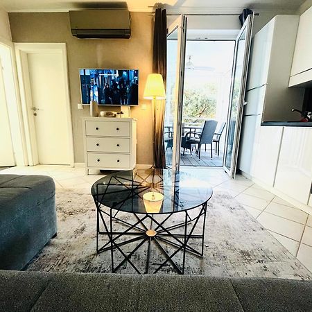 Apartment Bobby 诺瓦利娅 外观 照片